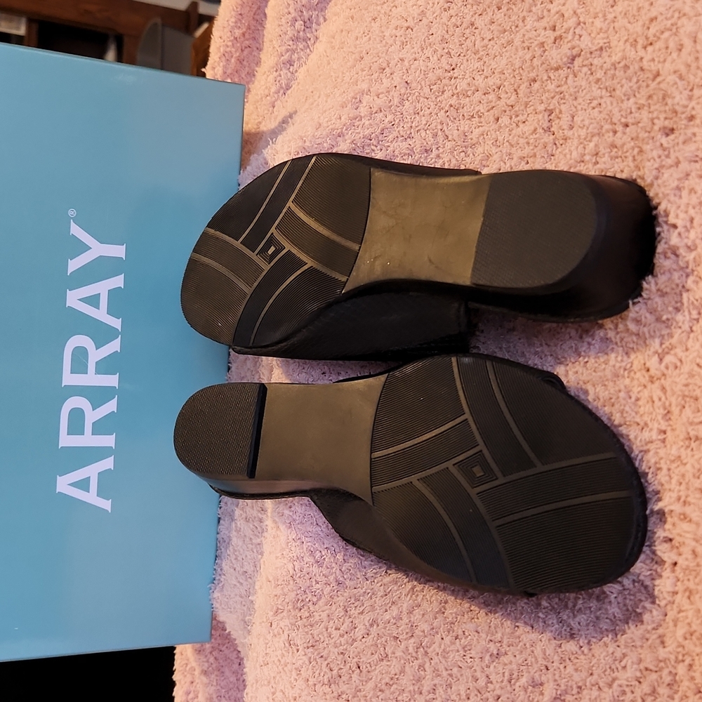 Black Array Slides - image 2